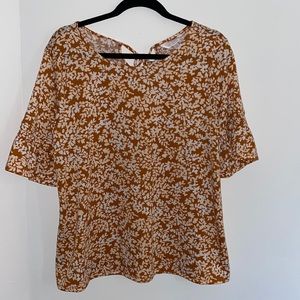 Orange and white Lauren Conrad top size L